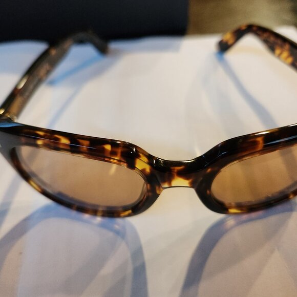 Tom Ford sunglasses for women. Already authenticated. - Picture 7 of 11